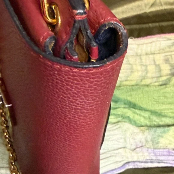 MCM Burgundy Leather Shoulder Bag with unbranded Gold Chain - Picture 16 of 16
